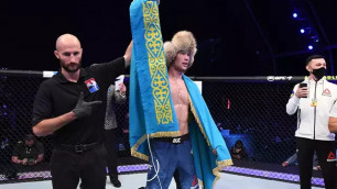 Жумагулов высказался о бое Рахмонова с Чимаевым и титуле чемпиона в UFC