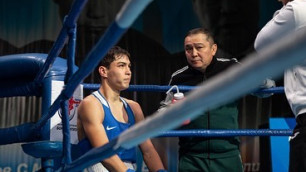 Казахстан понес третью потерю на малом чемпионате мира по боксу