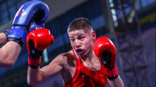 Сборная Казахстана по боксу получила первого финалиста малого ЧМ