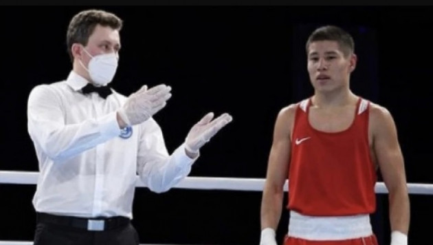 Видео боя, или как Казахстан получил единственного финалиста малого ЧМ по боксу