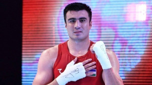 Олимпийский чемпион из Узбекистана отреагировал на бойкот сборных ЧМ по боксу с участием Казахстана