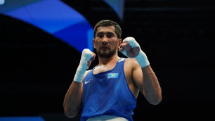 Капитан сборной Казахстана отправил в нокдаун соперника и вышел в 1/4 финала ЧМ-2023 по боксу