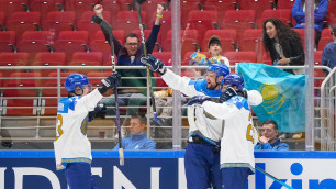 Казахстан сотворил камбэк на старте ЧМ-2023 по хоккею