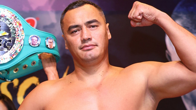 Казахстанский боксер сделал заявление после дисквалификации в дебютном бою в США