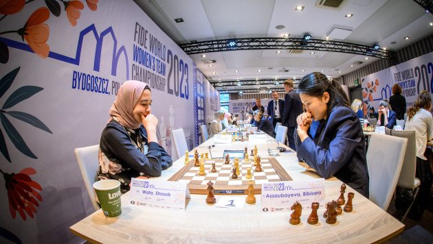 Казахстан сотворил сенсацию и вышел в лидеры на ЧМ по шахматам