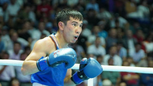 Сменивший гражданство Казахстана боксер отметился сенсацией на Азиаде