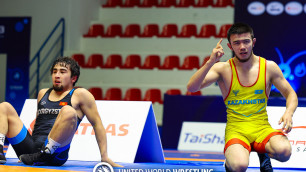 Казахстанец сотворил сенсацию и вышел в финал ЧМ по борьбе