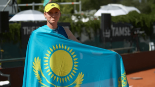 Елена Рыбакина прибыла в сборную Казахстана на матчи ЧМ по теннису