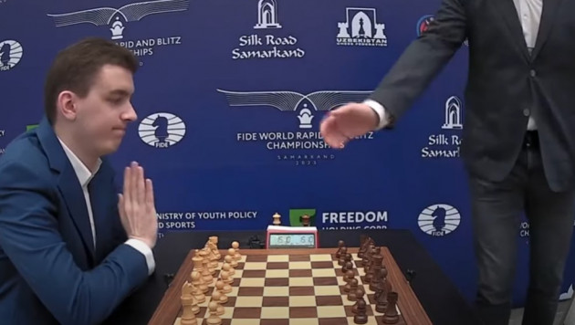 Польский шахматист отказался пожать руку россиянину на чемпионате мира