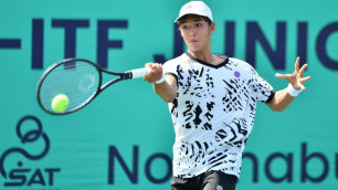 16-летний казахстанец повесил "баранку" сопернику и сотворил новую сенсацию на Australian Open