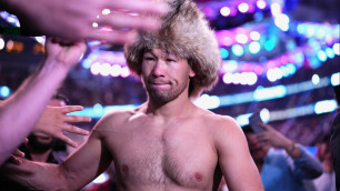 Бывшему чемпиону UFC предложили подраться с Рахмоновым