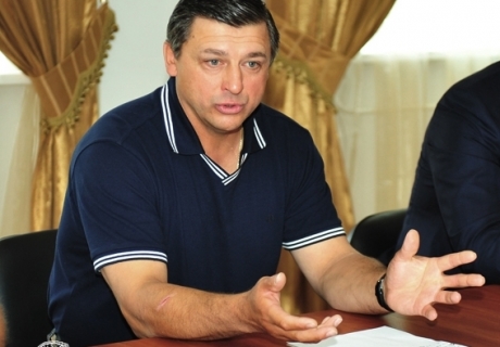"Дело Хомутова" грозит "Барысу" дисквалификацией из КХЛ