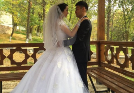Казахстанский боксер Сойлыбаев сыграл свадьбу