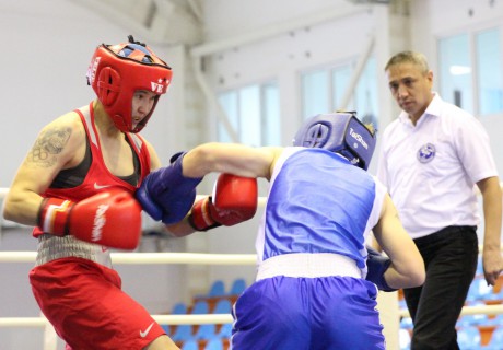 Казахстанки выиграли все золотые медали на международном турнире по боксу в Атырау