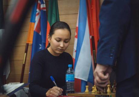 Казахстанские шахматисты стартовали с поражения на командном чемпионате мира в Астане