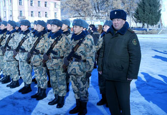 39 казахстанских военнослужащих покончили жизнь самоубийством в 2008 году