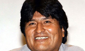 Президент Боливии уволил министра нефти и газа 