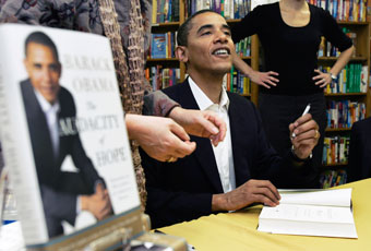 Обама дважды номинирован на British Book Awards 