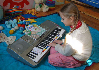 Занятия музыкой влияют на успеваемость детей