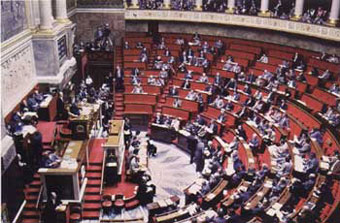 Парламент Франции поддержал Саркози о членстве в НАТО