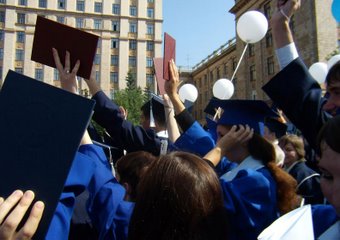 В Казахстане появится база данных о дипломах выпускников вузов