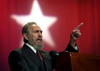Кастро раскритиковал Байдена за отказ отменить блокаду Кубы