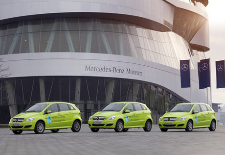 Кругосветный пробег на автомобилях Mercedes пройдет через Алматы и Астану