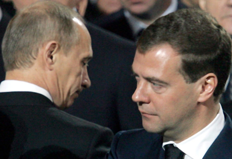 Петербургские дети решают задачи про Путина и Медведева