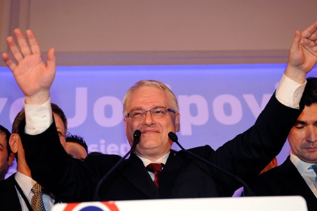 Йосипович победил на выборах президента Хорватии