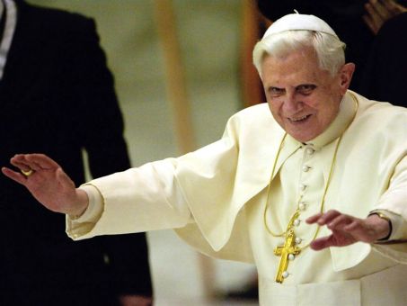Папа Римский станет редактором новостного портала
