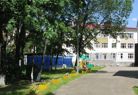 В одном из детских садов Москвы застрелился милиционер