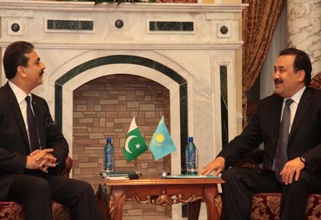 Масимов встретился с премьерами Пакистана и КНР накануне саммита ШОС