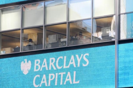 Lehman Brothers и Barclays поделят мебель в суде