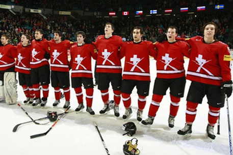 Россия уступила Швейцарии дорогу в полуфинал молодежного ЧМ по хоккею