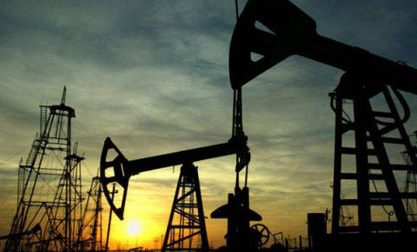 Бензин подешевеет осенью вслед за мировыми ценами на нефть