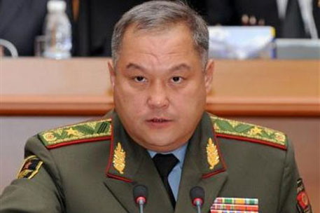 Силовики доставили экс-министра обороны Киргизии в Бишкек для допроса