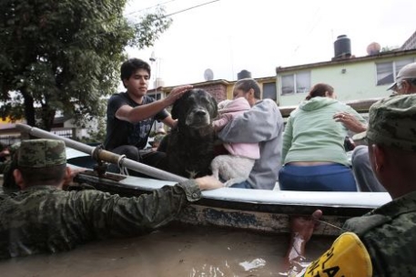 В трех штатах Мексики ввели режим ЧС из-за наводнений