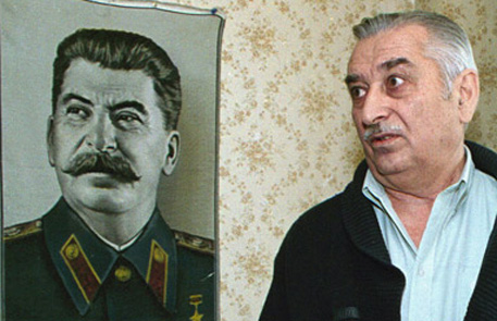 Суд исключил шанс на перемирие между внуком Сталина и "Новой газетой"