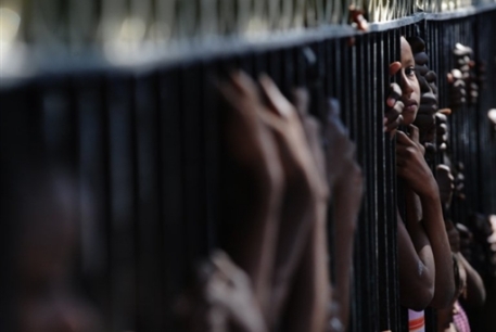 Задержанных на Гаити американцев обвинили в похищении детей