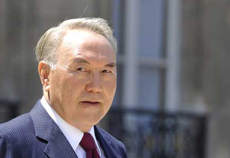 Назарбаев встретился с Цзя Цинлинем
