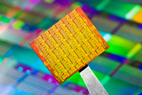 Intel разработала энергоемкий 48-ядерный процессор