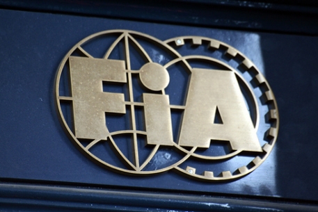 FOTA и FIA не пришли к компромиссу о регламенте "Формулы-1"