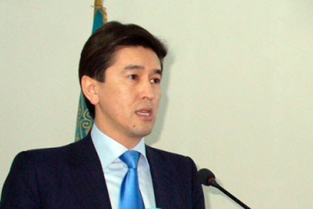 Вице-министру по ЧС Казахстана предлагали "стучать" на начальство