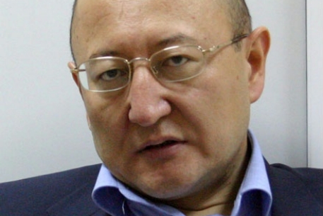 Партия "Азат" потребовала возобновить "дело Сарсенбаева"