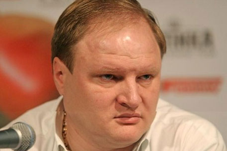 Менеджер Поветкина назвал причины отмены боя с Кличко