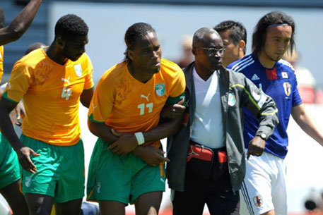 Дрогба получил травму в товарищеском матче против Японии