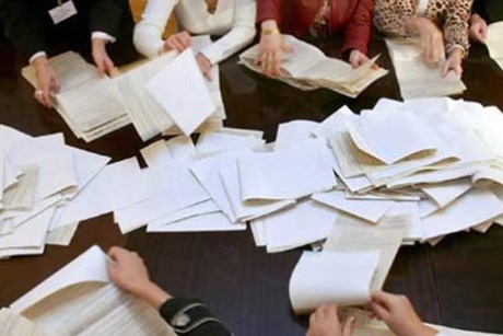 Правящая партия лидирует на выборах в Косово