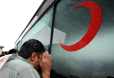 В Пакистане 12 человек сгорели заживо в автобусе