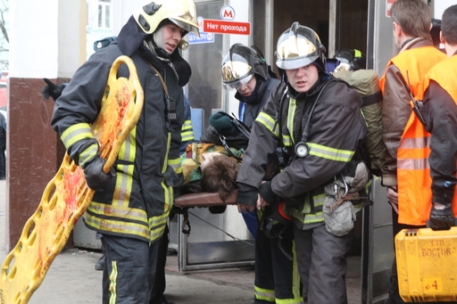 Число жертв терактов в московском метро возросло до 38 человек