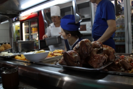 Казахстанцы меньше других жителей СНГ экономили на еде